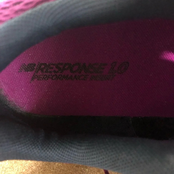 New Balance Comfort 420 Response 1.0 Grey Maroon Laces 8  Perforations Athletic - Picture 12 of 14